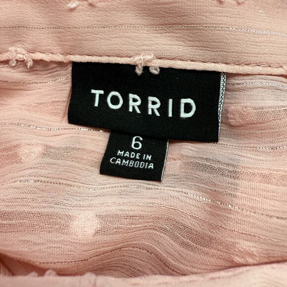 Torrid Pink Chiffon Textured Swiss Dot Semi-Sheer Bow Blouse Size 6X (30) - Picture 14 of 16